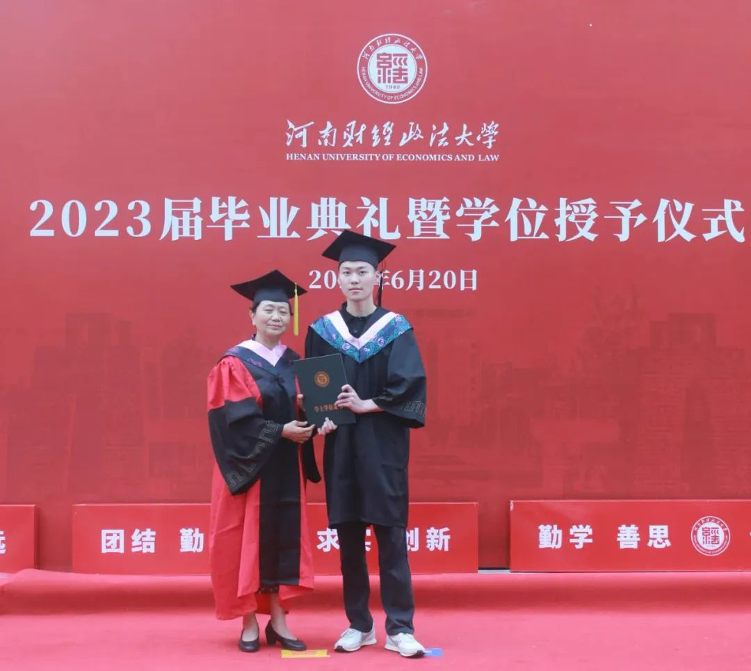 李竟玉：逆风翻盘！“纨绔少年”从专科生“逆袭”成研究生！