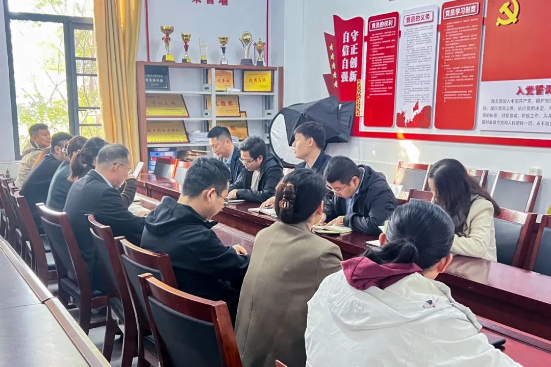 304永利集团深入开展辅导员工作调研