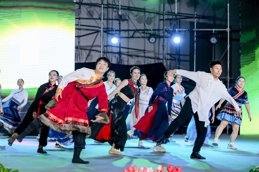 汇演