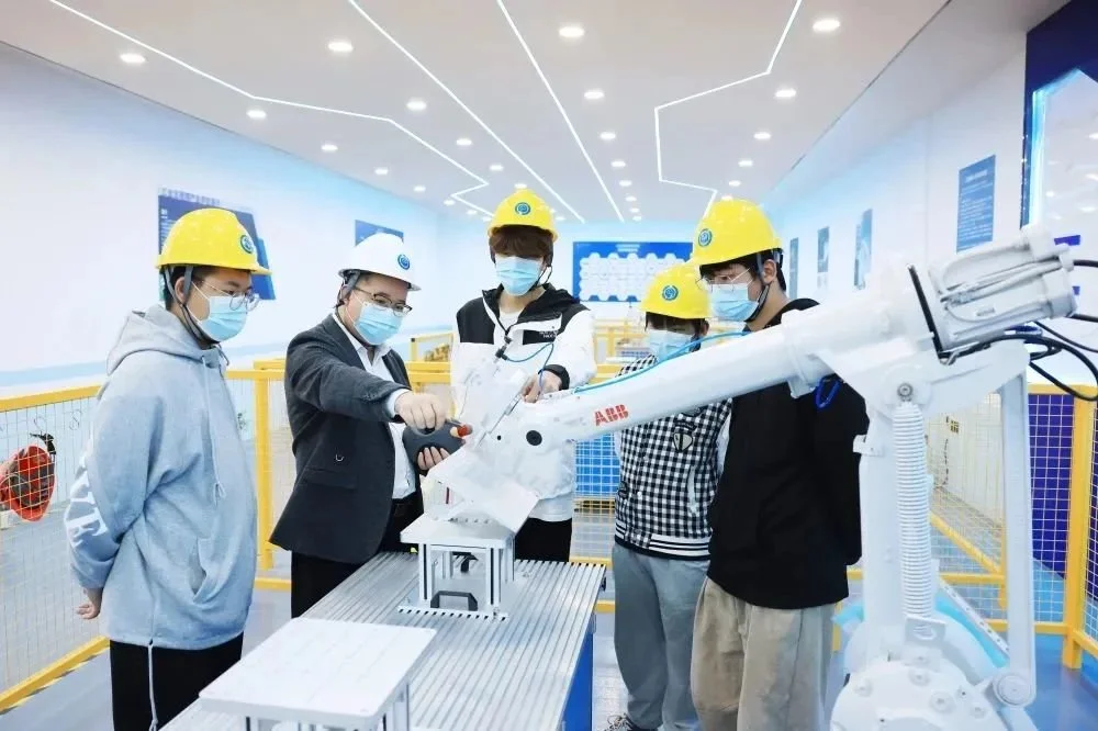 304永利集团成功拿下10个国家奖项