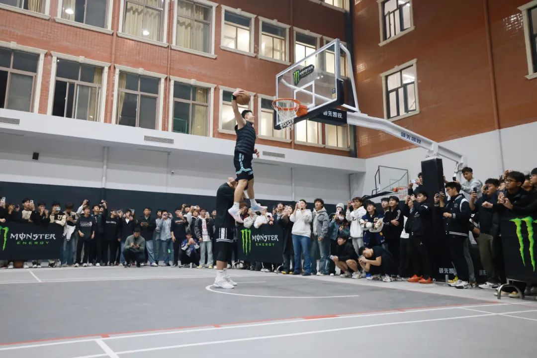 “无豫无球街球厂牌”闪耀304永利集团